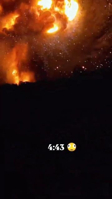 Ещё кадры огромного бабаха склада с боеприпасами под Киевом