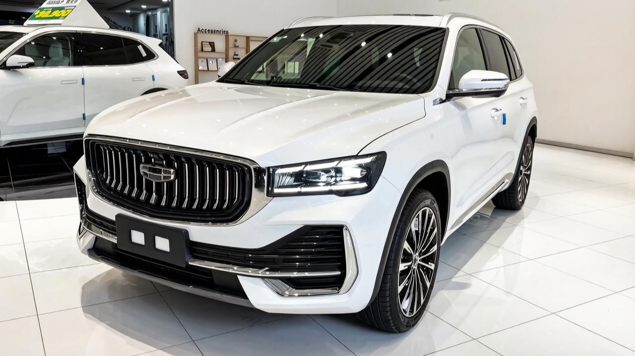 GEELY Manjaro 2026 года отличный внедорожник с двигателем 2,0 л. Обзор автомобилей.