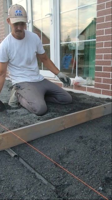 🏡Тротуарная плитка вокруг дома с уклоном