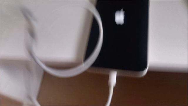 Iphone 11 замена кнопок громкости, поставил аккум от Ip12, планшетик за 200