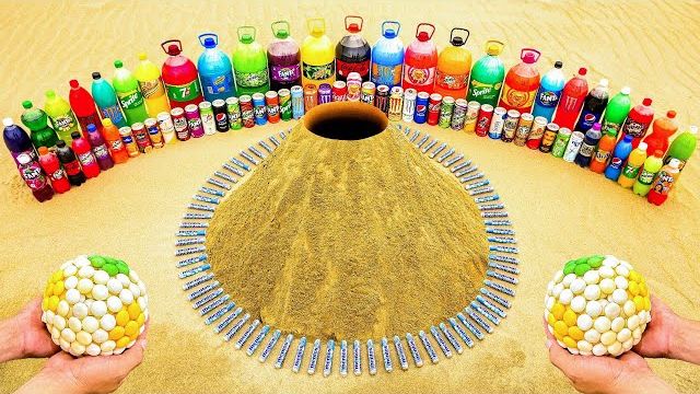 Большое подземное извержение вулкана из Coca-Cola, Mtn Dew, Monster, Fanta, 7up, Mirinda и Mentos