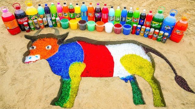 Как приготовить радужную корову с Orbeez, «Биг Монстром», «Фантой», «Спрайтом» и «Кока-колой»