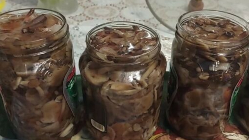 Маринованные опята