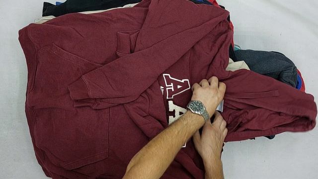 Толстовки брендовые  секонд оптом 4 пак