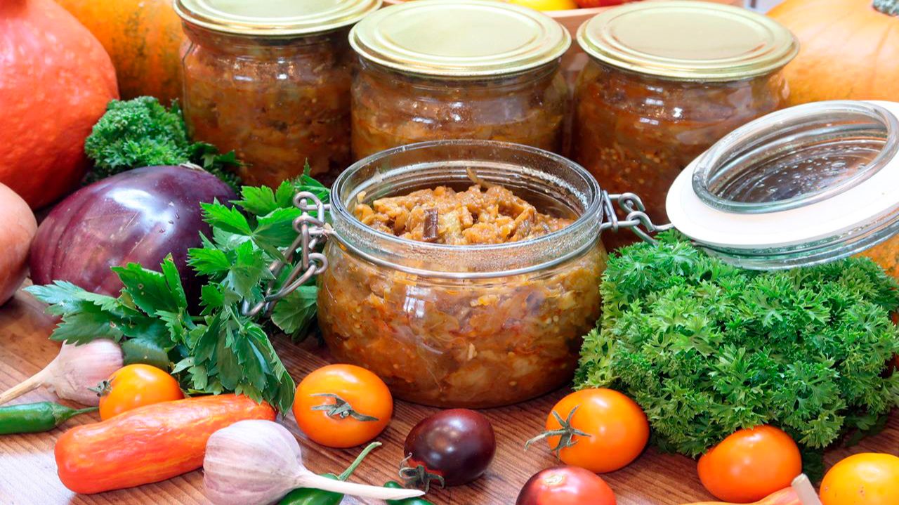 Икра из баклажанов — самый вкусный рецепт для зимнего стола
