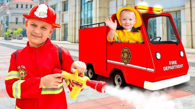 День в KidZania Dubai с Ромой и Оливером | Весёлые профессии для детей 👩🚒👨🍳