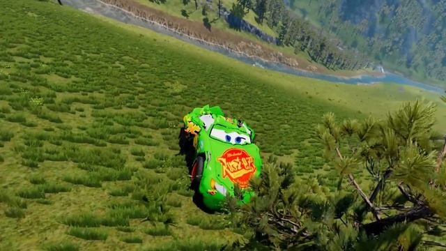 Giant TANK TRUCK McQueen Truck VS Cars Lightning McQueen & Police Car & Monster Mouth