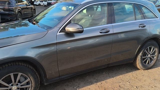 MB GLC