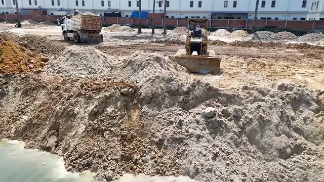 Huge & Deep Lake Filling Operation Use 5ton Size Dumper & Bulldozer Komatsu D31P