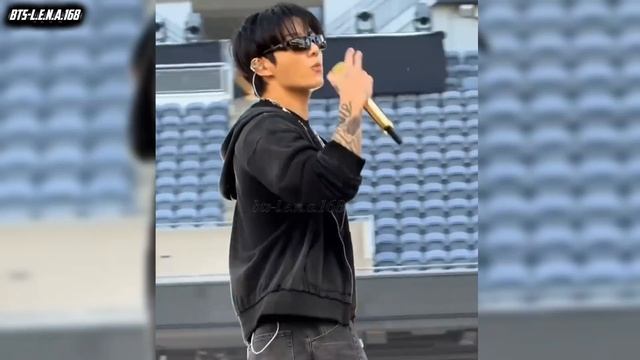 @ Драйв на сцене и тепло за кулисами BTS