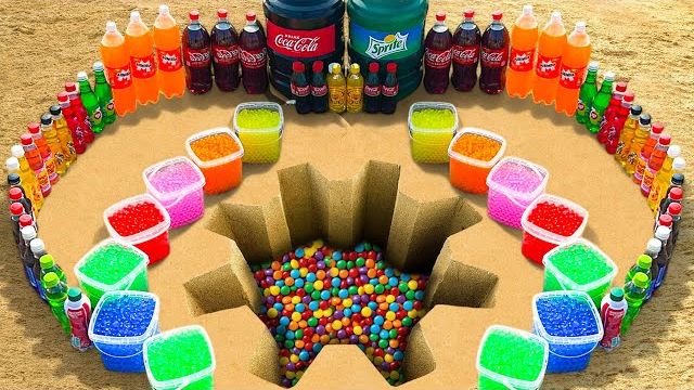 Большое извержение зубной пасты из Gear Pit, гигантские Pepsi, Fanta, гигантские Mirinda, Coca Cola