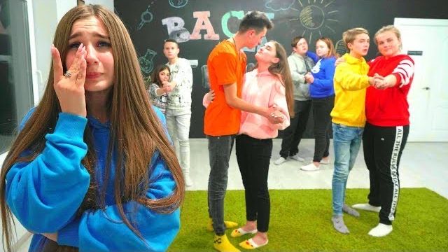 Первый МЕДЛЯК в ШКОЛЕ!! Кто останется БЕЗ ПАРЫ?