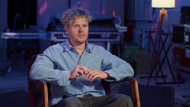 Ваня Дмитриенко — про помощь Сатиру, хейт Пересильд, билеты за 800к и новый дом / ВПИСКА