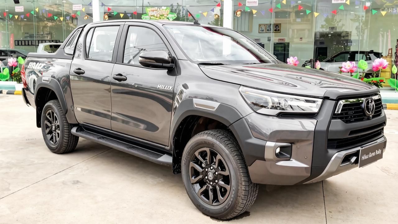 TOYOTA HILUX RALLY 2026 года отличный рабочий автомобиль. Обзор автомобилей.