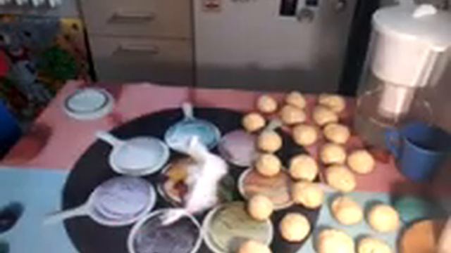 Сдобные косички с сахаром
