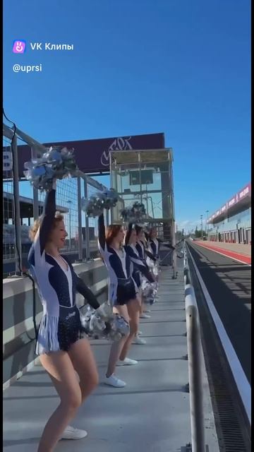 Сборная СПбГУПТД по чирлидингу и чир спорту Needles Cheerleading Team