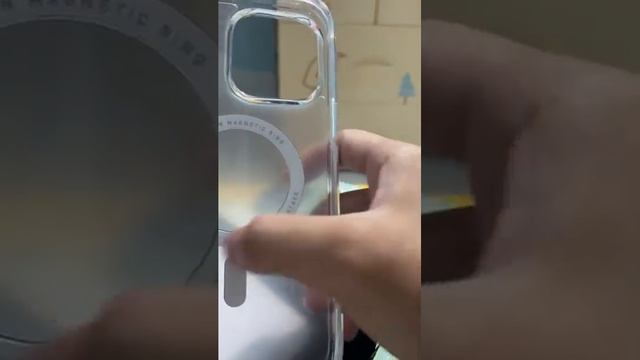 Unbox Case Bagus Dari Brand UNIQ Di Iphone 14 Pro Max