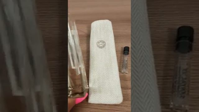 парфюм Hermes Poivre Samarcande и Le Labo Santal 33 сравнение