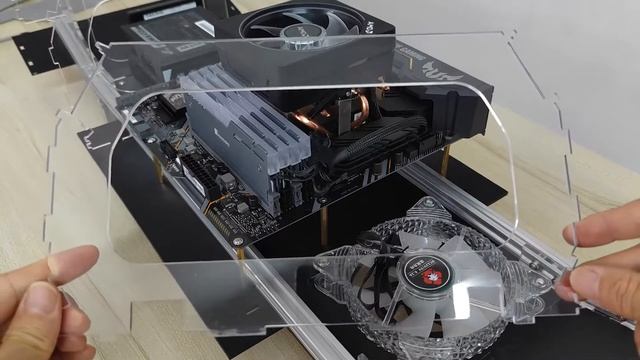 DIY PC CASE /TESLA Cybertruck Appearance PC CASE