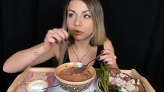 АСМР Мукбанг Борщ и Сало  Mukbang  Borsch Bacon Speck  Food ASMR