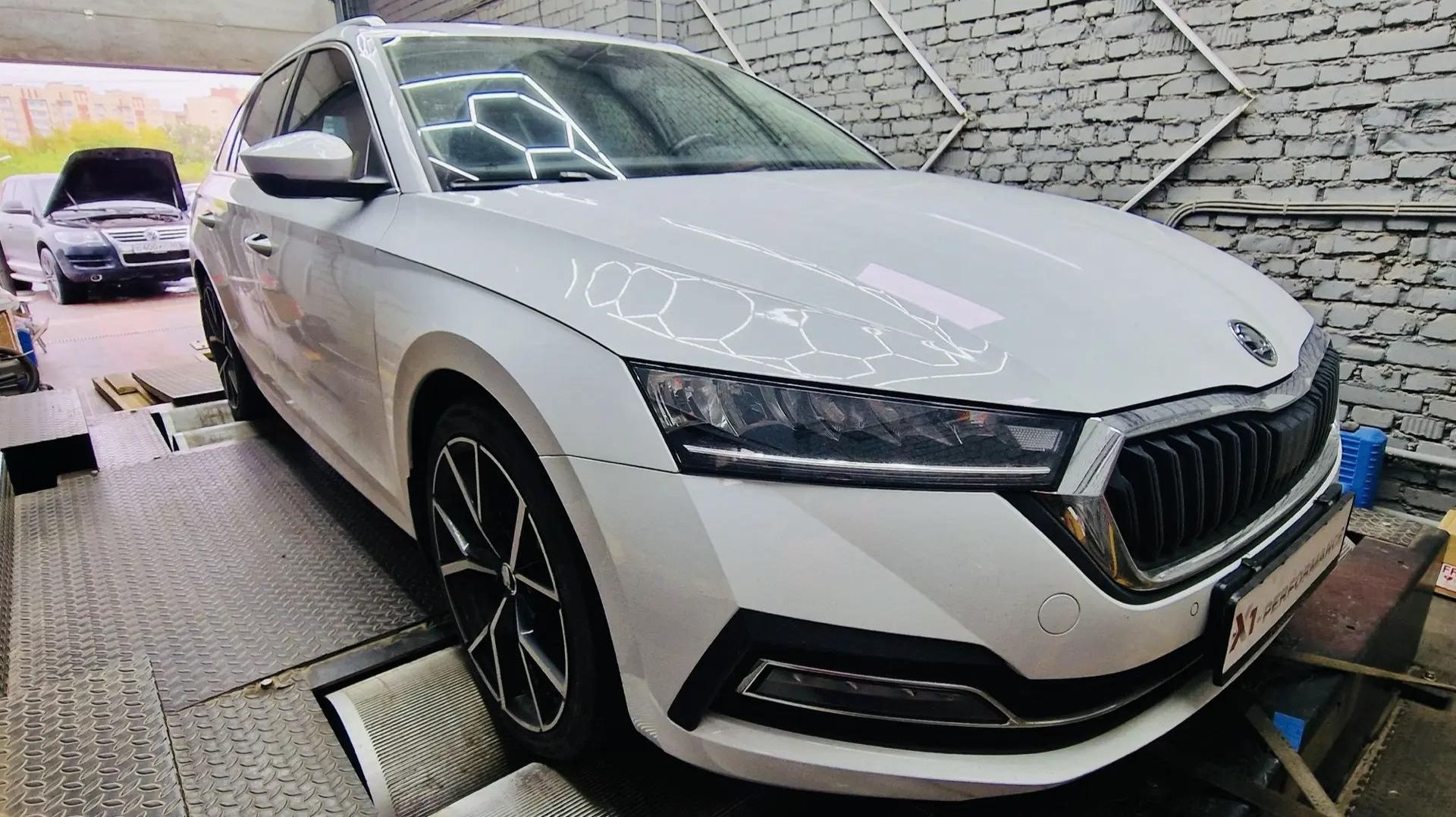 ЧИП-ТЮНИНГ МЕТАНОВОЙ SKODA OCTAVIA A8 G-TEC. ЗАМЕРЫ ШОК РЕЗУЛЬТ. ТЕСТ-ДРАЙВ.
