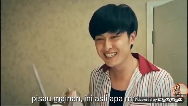 WOW!!!!CEWE SEXI DI PERKOSA OLEH PENCURI RUMAHAN