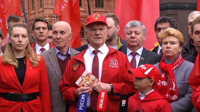 Пресс подход Г.А.Зюганова после возложения венков у Могилы Неизвестного Солдата