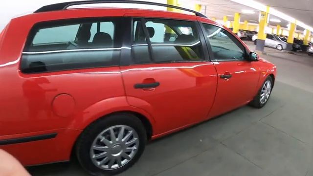 Ford Mondeo III 1.8 MT (110 л.с.) 2001