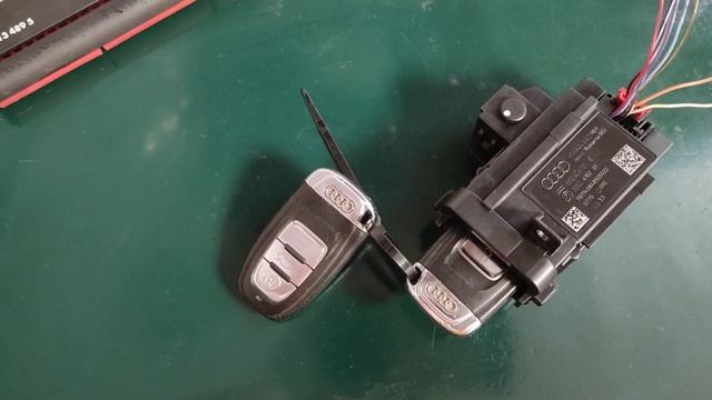 Jak Wyjąć Kluczyk Ze Stacyjki AUDI A4 B8 A5 A6 Q5. How To Remove The Key AUDI A4 B8 A5 Q5