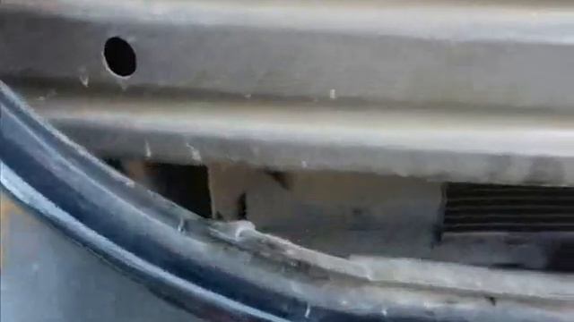 Removing EcoSport's Front Grill