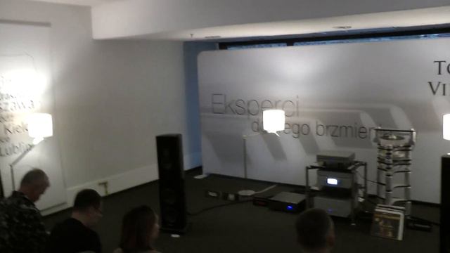 CLEARAUDIO STATEMENT TURNTABLE