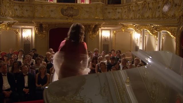 Renée Fleming And Dmitri Hvorostovsky Perform In The Palaces Of  The Czars In Saint Petersburg