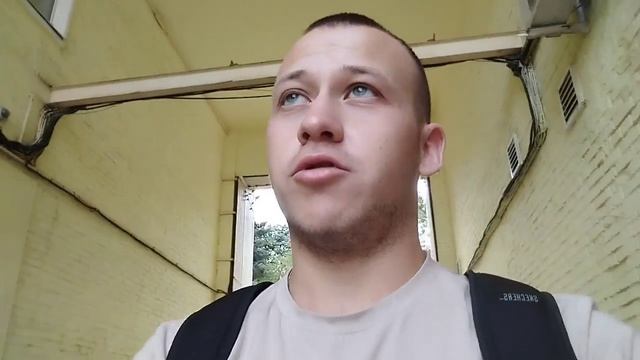 10 часов в достависта. Работа пешим курьером в Москве. Заработок за смену