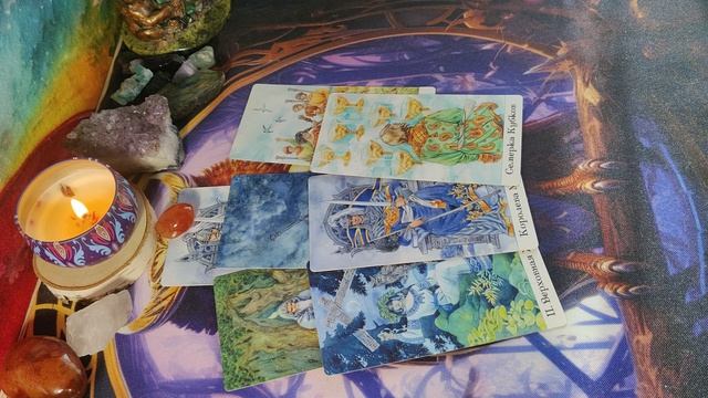 Страдает ли он по вам 💞 таро по вариантам