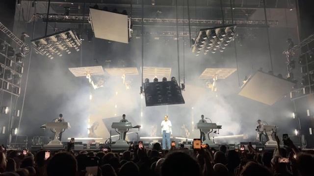 Formidable - Stromae - Multitude Tour - San Francisco - Oct. 2022