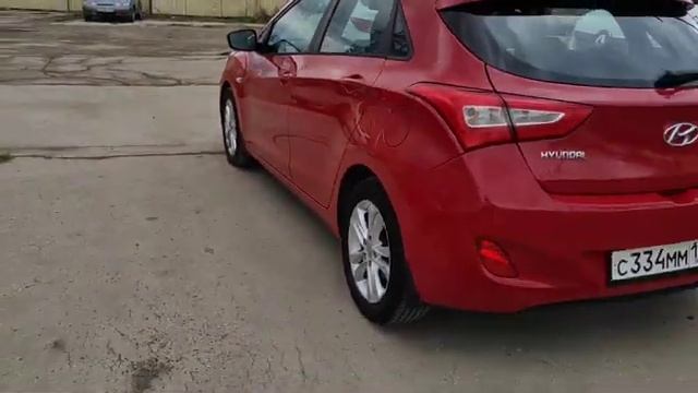 Hyundai I30 1.6 AT.