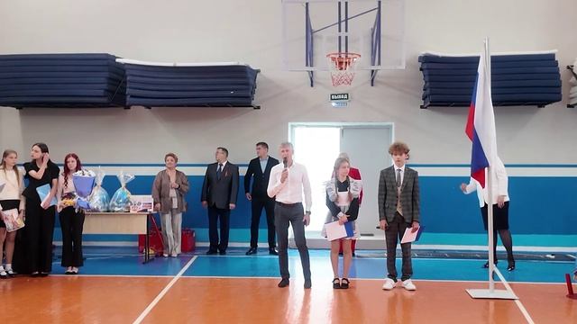 Первый звонок как школа №1 встречала День знаний