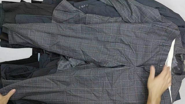 Костюмы мужские  секонд оптом