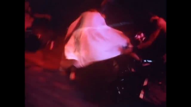 Nirvana - Lithium (Official Music Video)