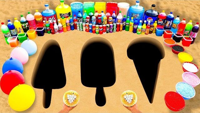 Огромное извержение пасты из 3 радужных ям мороженого: Orbeez, Fanta, Coca-Cola и Mentos