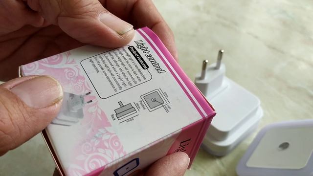 Светильник ночник с датчиком освещенности