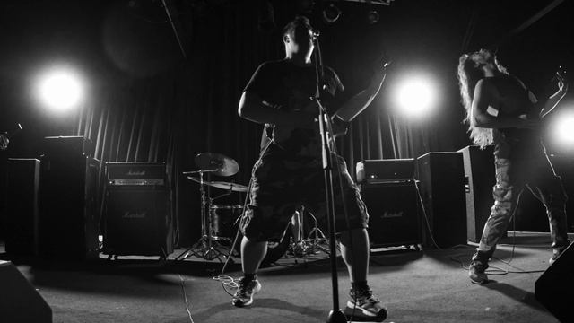 Ripped To Shreds - Reek Of Burning Freedom