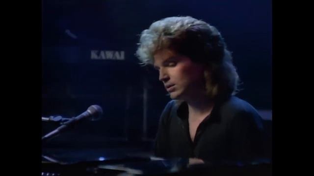 Richard Marx - Right Here Waiting (Official Music Video)