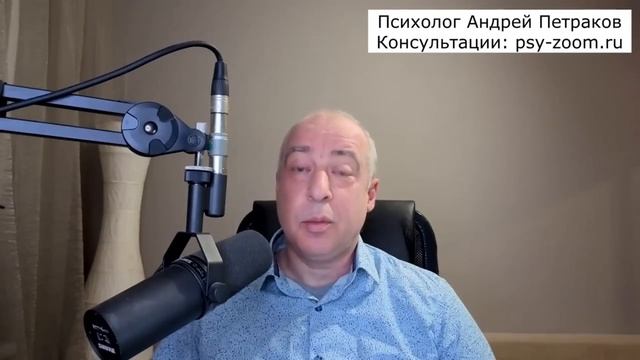Признаки, что нарцисса "сводит с ума" ваше счастье без него