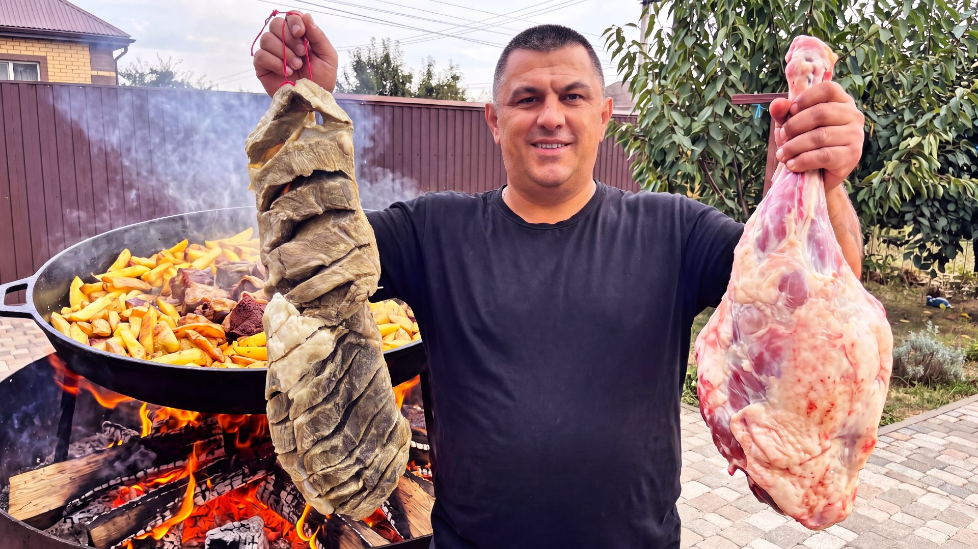 Еда из селений Кавказа: Сушеное мясо с картошкой на огромной сковороде! Шурпа в казане.