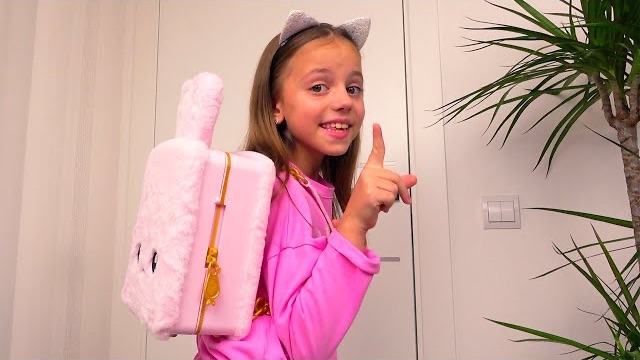 Настя открыла СЮРПРИЗ пока мамы НЕТ дома My Little Nastya