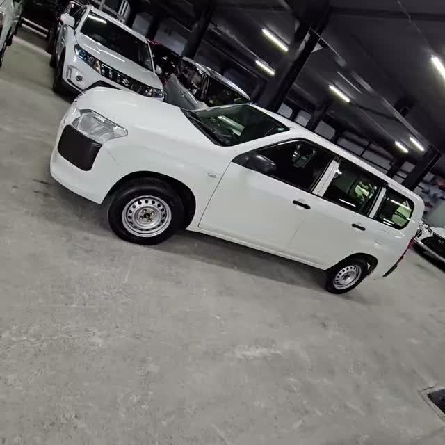 Toyota Succeed, 2014 года 1.5 л., бензин, 103 л.с., 4WD,  Комплектация: 1.5 U 4WD