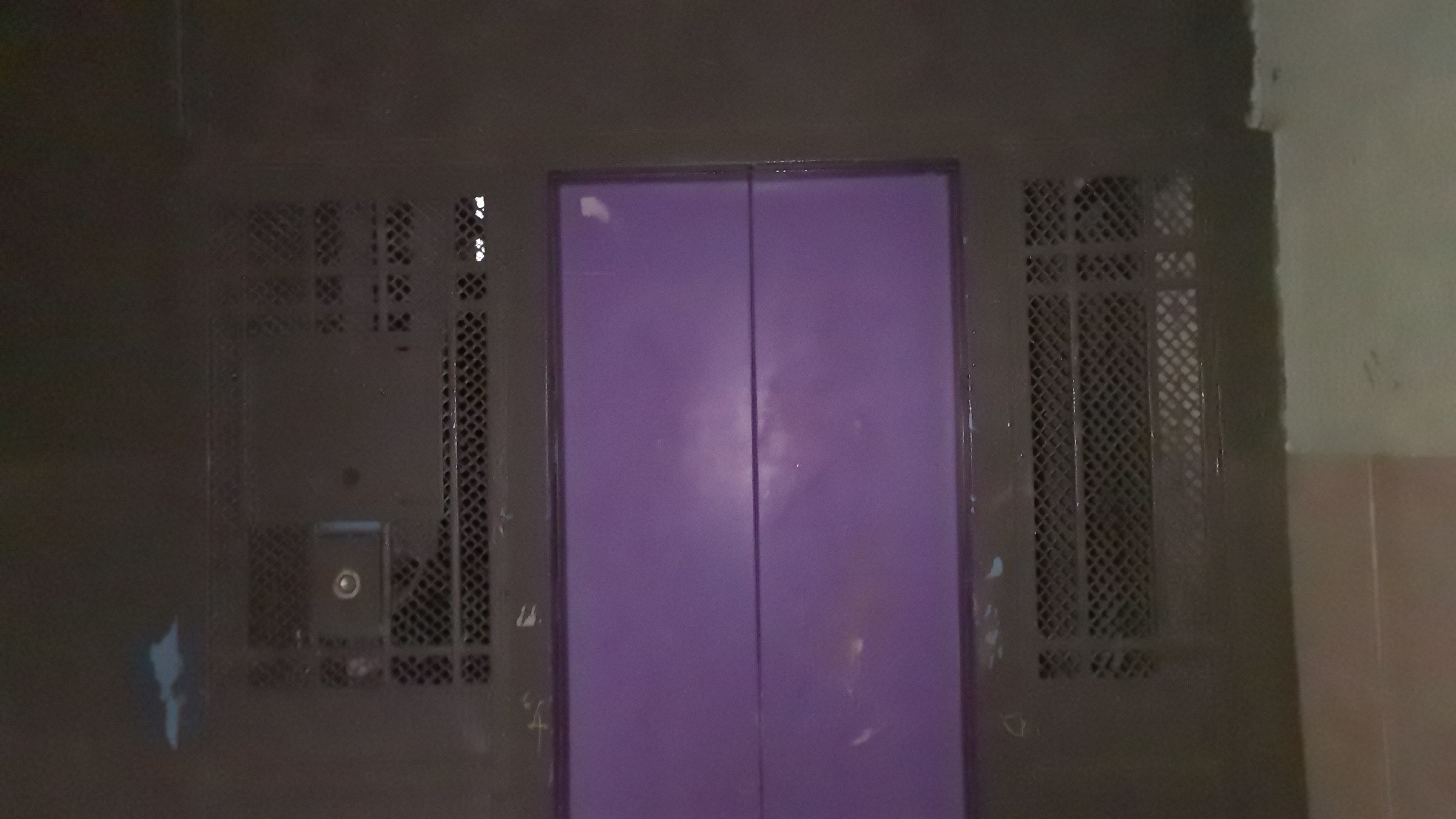 пассажирский лифт КМЗ (модер. Мослифт-МЭЛ). V=0,71m/s,Q=350kg.
