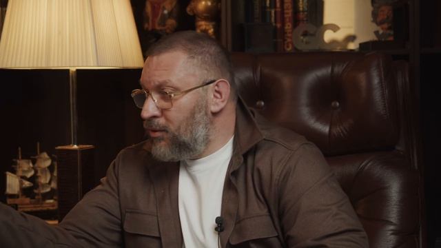 Как говорить с мужчиной о деньгах и не чувствовать себя униженной!