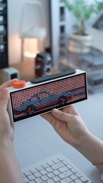 Ulanzi Pixbar Smart Pixel  Clock Ll